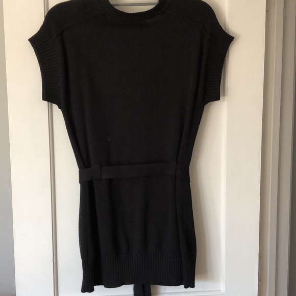 Mercer Street black cap sleeve. Button down tie belt cardigan.‎ Size small. EUC - Picture 3 of 5